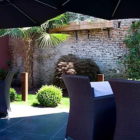 ホテル Restaurant Ivan Vautier