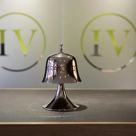 Restaurant Ivan Vautier מלון 5*